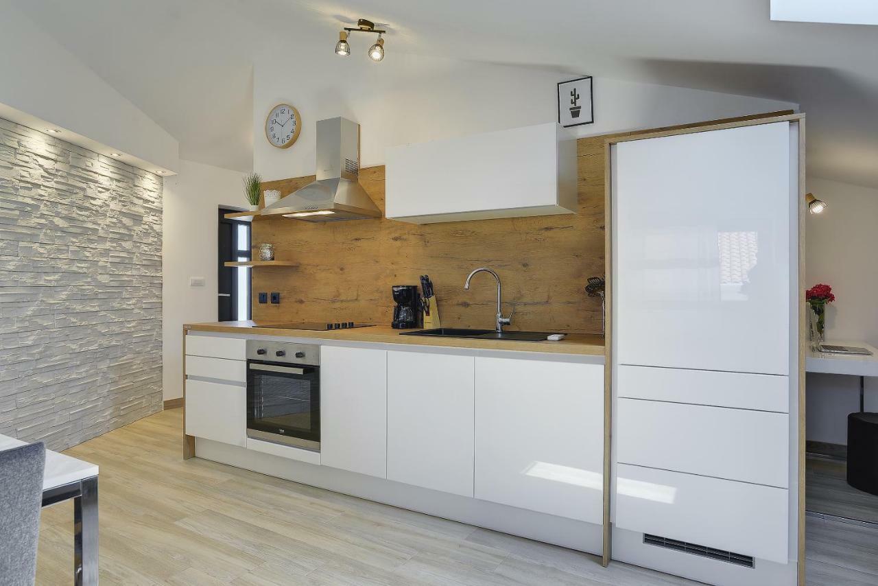 Apartment Niko Pula Ngoại thất bức ảnh